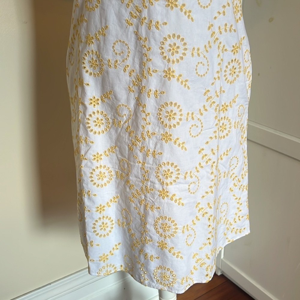 Isaac Mizrahi Live White Cotton Dress with Yellow Eyelet Embroidery Size 2 - Picture 3 of 11
